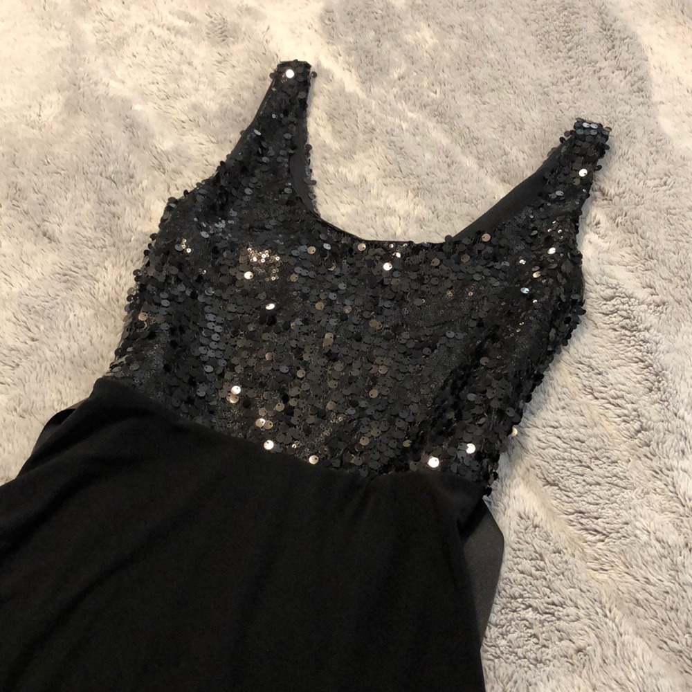 Gorgeous sequin top party dress